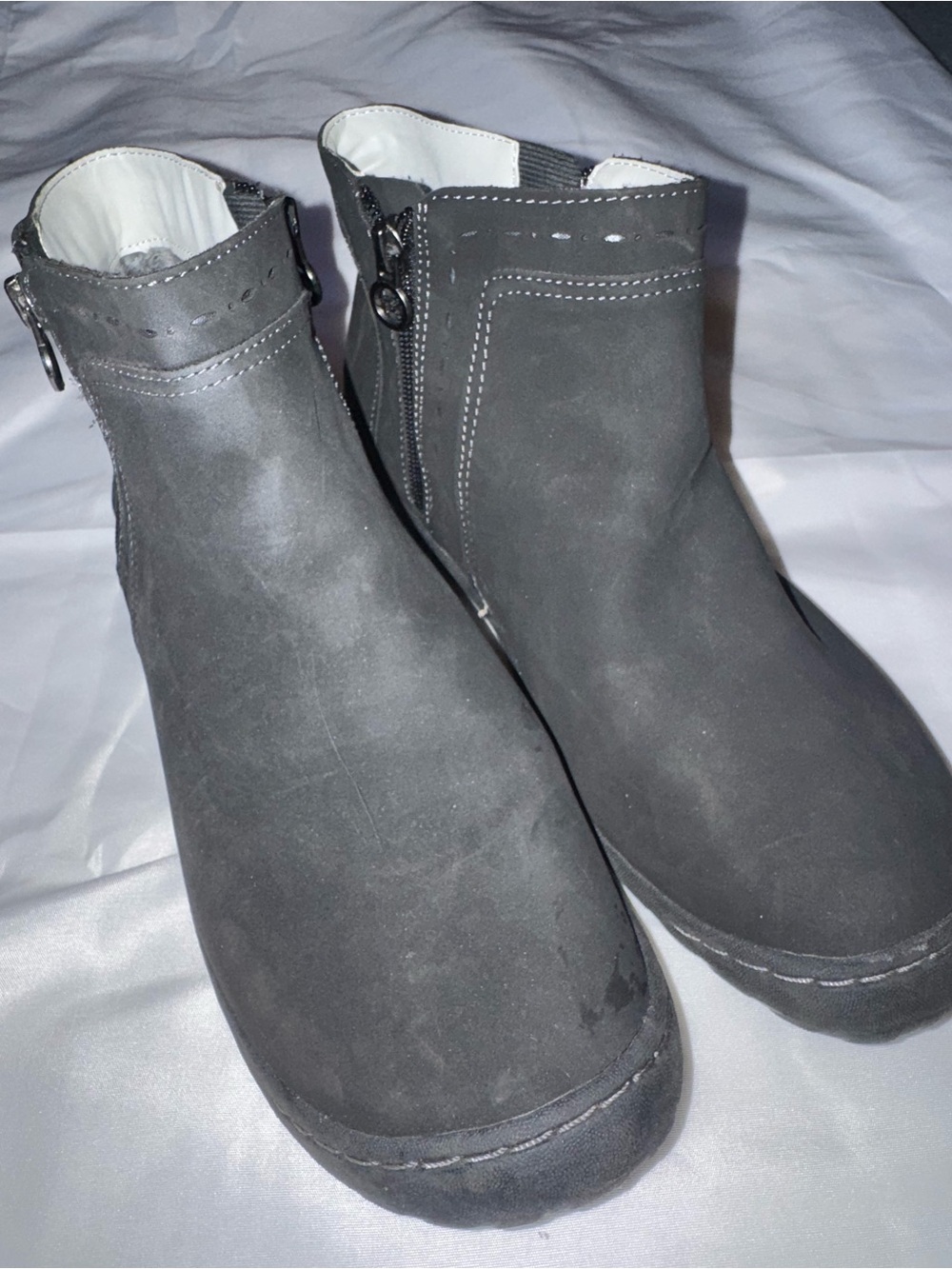 JBU by Jambu Juno Women’s 9 Gray Ankle Boots Memory Foam Zip